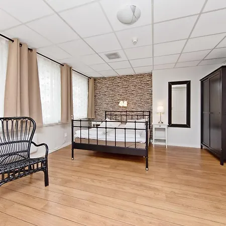 Hotel Stoltzen & 3*